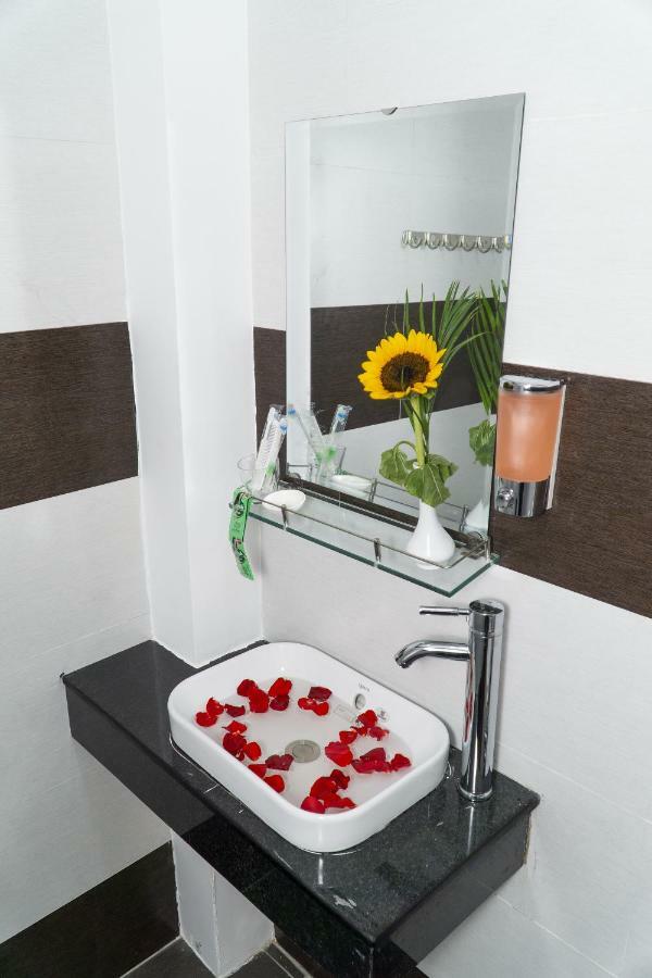 Golden Soulmate Homestay Хоян Екстер'єр фото